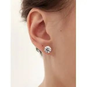 Classic Diamond Stud Earrings in 18K  Yellow Gold - Photo 4